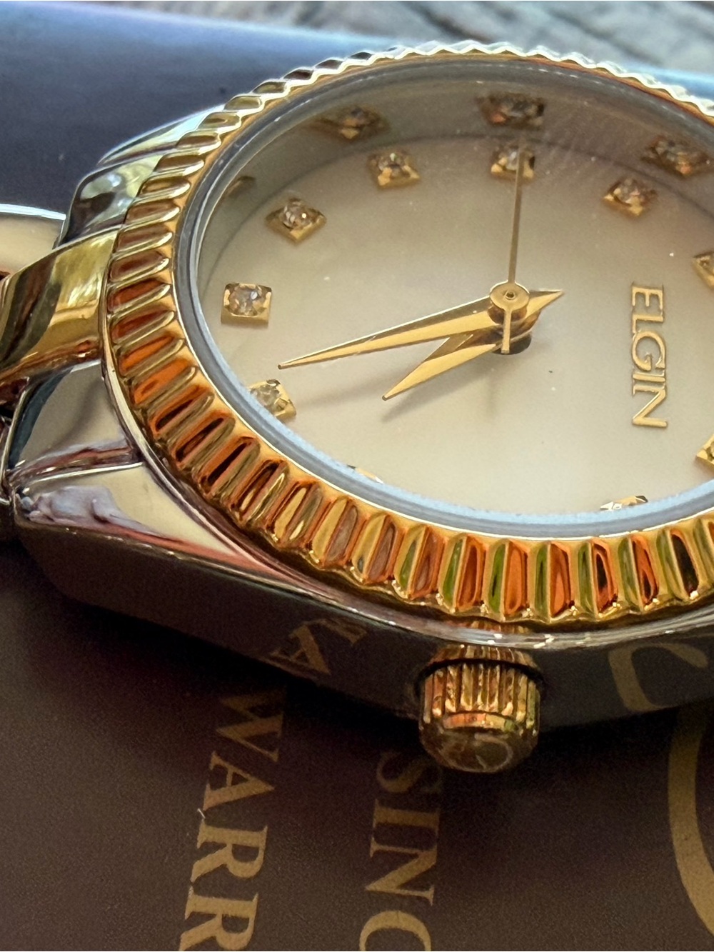 NEW! Elgin Two-Tone Ladies Watch - 26mm + Crystal Gold Bracelet - Never Worn! - Picture 3 of 5